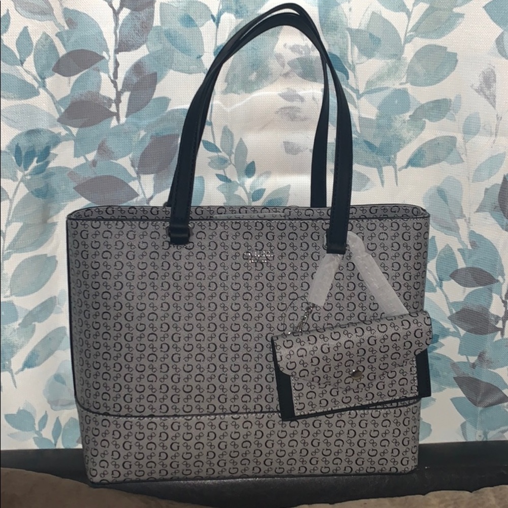 Circlewood GUESS tote/bag with card holder